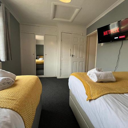 Access To Private Gym Room, 3 Bedrooms, Close To The City 스완지 외부 사진