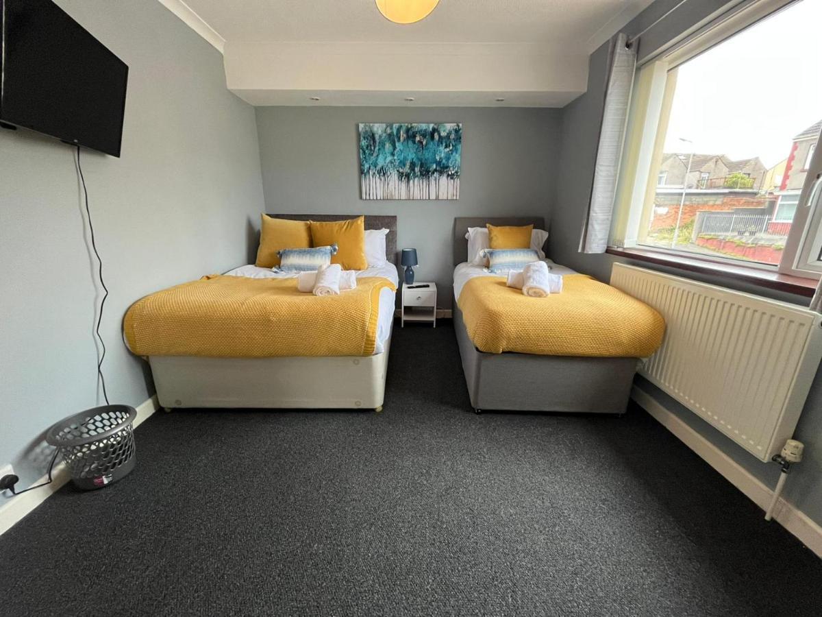 Access To Private Gym Room, 3 Bedrooms, Close To The City 스완지 외부 사진